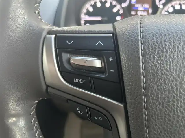 トヨタ ランドクルーザー プラド TX Lパッケージ 愛知県 2020(令2)年 2.2万km ホワイトパールクリスタルシャイン ワンオーナー/純正SDナビ/【フルセグ・DVD再生可・CD・Bluetooth】/バックカメラ/ビルトインETC/Toyota Safety Sense/【プリクラッシュセーフティ・レーンディパーチャーアラート・レーダークルーズコントロール・クリアランスソナー・ブラインドスポットモニター】/シートヒーター/パワーシート/４WD/プッシュスタート/スマートキー/スペアキーあり/新車保証書/取扱説明書