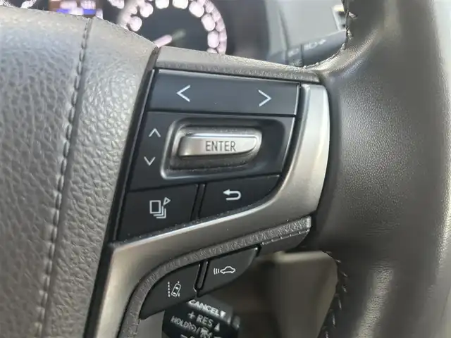 トヨタ ランドクルーザー プラド TX Lパッケージ 愛知県 2020(令2)年 2.2万km ホワイトパールクリスタルシャイン ワンオーナー/純正SDナビ/【フルセグ・DVD再生可・CD・Bluetooth】/バックカメラ/ビルトインETC/Toyota Safety Sense/【プリクラッシュセーフティ・レーンディパーチャーアラート・レーダークルーズコントロール・クリアランスソナー・ブラインドスポットモニター】/シートヒーター/パワーシート/４WD/プッシュスタート/スマートキー/スペアキーあり/新車保証書/取扱説明書