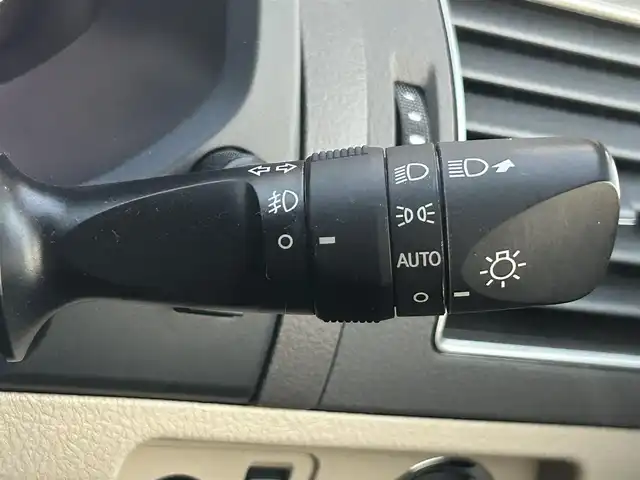 トヨタ ランドクルーザー プラド TX Lパッケージ 愛知県 2020(令2)年 2.2万km ホワイトパールクリスタルシャイン ワンオーナー/純正SDナビ/【フルセグ・DVD再生可・CD・Bluetooth】/バックカメラ/ビルトインETC/Toyota Safety Sense/【プリクラッシュセーフティ・レーンディパーチャーアラート・レーダークルーズコントロール・クリアランスソナー・ブラインドスポットモニター】/シートヒーター/パワーシート/４WD/プッシュスタート/スマートキー/スペアキーあり/新車保証書/取扱説明書