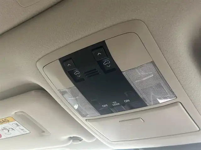 トヨタ ランドクルーザー プラド TX Lパッケージ 愛知県 2020(令2)年 2.2万km ホワイトパールクリスタルシャイン ワンオーナー/純正SDナビ/【フルセグ・DVD再生可・CD・Bluetooth】/バックカメラ/ビルトインETC/Toyota Safety Sense/【プリクラッシュセーフティ・レーンディパーチャーアラート・レーダークルーズコントロール・クリアランスソナー・ブラインドスポットモニター】/シートヒーター/パワーシート/４WD/プッシュスタート/スマートキー/スペアキーあり/新車保証書/取扱説明書