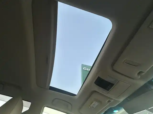 トヨタ ランドクルーザー プラド TX Lパッケージ 愛知県 2020(令2)年 2.2万km ホワイトパールクリスタルシャイン ワンオーナー/純正SDナビ/【フルセグ・DVD再生可・CD・Bluetooth】/バックカメラ/ビルトインETC/Toyota Safety Sense/【プリクラッシュセーフティ・レーンディパーチャーアラート・レーダークルーズコントロール・クリアランスソナー・ブラインドスポットモニター】/シートヒーター/パワーシート/４WD/プッシュスタート/スマートキー/スペアキーあり/新車保証書/取扱説明書