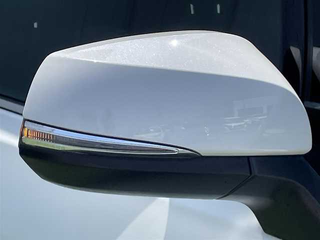 トヨタ ヴェルファイア Z Aエディション ゴールデンアイズ 香川県 2017(平29)年 5.9万km ホワイトパールクリスタルシャイン 登録時走行距離：58540km/ディーラー純正10型ナビ　/バックカメラ/純正12.1型フリップダウンモニター　/両側パワースライドドア/パワーバックドア　/デジタルインナーミラー/ドライブレコーダー/ＥＴＣ　/クルーズコントロール/コーナーセンサー　/レーンキープアシスト/ＬＥＤヘッドライト/オートライト/ハーフレザーシート/オットマン