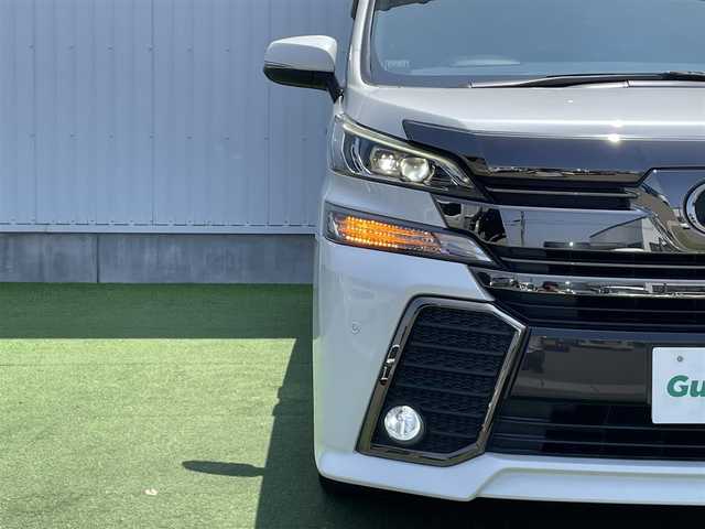トヨタ ヴェルファイア Z Aエディション ゴールデンアイズ 香川県 2017(平29)年 5.9万km ホワイトパールクリスタルシャイン 登録時走行距離：58540km/ディーラー純正10型ナビ　/バックカメラ/純正12.1型フリップダウンモニター　/両側パワースライドドア/パワーバックドア　/デジタルインナーミラー/ドライブレコーダー/ＥＴＣ　/クルーズコントロール/コーナーセンサー　/レーンキープアシスト/ＬＥＤヘッドライト/オートライト/ハーフレザーシート/オットマン