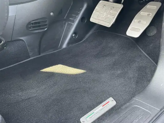 アバルト ５９５ コンペティツィオーネ 静岡県 2019(平31)年 2.3万km グレー Uconnectディスプレイオーディオ Bluetooth CarPlay対応/バックカメラ（社外）/Sabeltシートカーボンシェル/Bremboブレーキ/KONIショックアイバッハサスペンション/レコードモンツァマフラー/ASSO17インチアルミホイール/フルセグTV/GPSレーダー/前後ドライブレコーダー/ETC