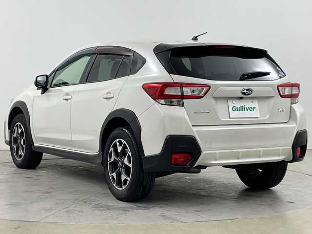 スバル インプレッサ ＸＶ 2．0i－L アイサイト 道央・札幌 2017(平29)年 8.8万km クリスタルホワイトP ・4WD/アイサイト/・プリクラッシュセーフティ/・社外SDナビ/・CD/DVD/BD/SD/USB/フルセグTV/・Bluetooth接続/・前方ドライブレコーダー/・レーダークルーズコントロール/・ブラインドスポットモニター/・レーンキープアシスト/SRH/・MTモード付AT/パドルシフト/・LEDオートライト/フォグランプ/・ヒルディセントコントロール/・X-MODE/・電動格納ミラー/ウィンカーミラー/・スマートキー/スペアキー/・ドアバイザー/純正フロアマット