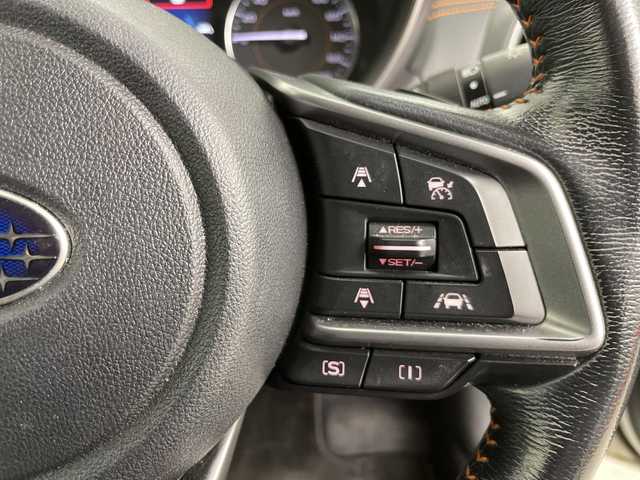 スバル インプレッサ ＸＶ 2．0i－L アイサイト 道央・札幌 2017(平29)年 8.8万km クリスタルホワイトP ・4WD/アイサイト/・プリクラッシュセーフティ/・社外SDナビ/・CD/DVD/BD/SD/USB/フルセグTV/・Bluetooth接続/・前方ドライブレコーダー/・レーダークルーズコントロール/・ブラインドスポットモニター/・レーンキープアシスト/SRH/・MTモード付AT/パドルシフト/・LEDオートライト/フォグランプ/・ヒルディセントコントロール/・X-MODE/・電動格納ミラー/ウィンカーミラー/・スマートキー/スペアキー/・ドアバイザー/純正フロアマット