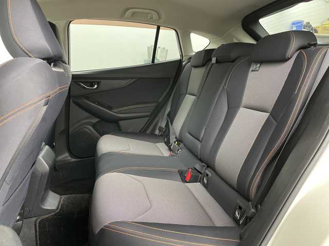 スバル インプレッサ ＸＶ 2．0i－L アイサイト 道央・札幌 2017(平29)年 8.8万km クリスタルホワイトP ・4WD/アイサイト/・プリクラッシュセーフティ/・社外SDナビ/・CD/DVD/BD/SD/USB/フルセグTV/・Bluetooth接続/・前方ドライブレコーダー/・レーダークルーズコントロール/・ブラインドスポットモニター/・レーンキープアシスト/SRH/・MTモード付AT/パドルシフト/・LEDオートライト/フォグランプ/・ヒルディセントコントロール/・X-MODE/・電動格納ミラー/ウィンカーミラー/・スマートキー/スペアキー/・ドアバイザー/純正フロアマット