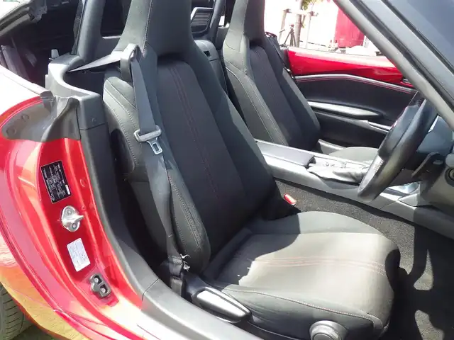 マツダ ロードスター S スペシャルパッケージ 千葉県 2019(令1)年 5万km ソウルレッドクリスタルM スマートシティブレーキサポート/ブラインドスポットモニタリング/クルーズコントロール/純正SDナビ/【Bluetooth接続】/革巻きステアリング/ステアリングスイッチ/パドルシフト/ドライブレコーダー/LEDヘッドライト/リアコーナーセンサー/純正16インチアルミホイル/アドバンストキーレスエントリー