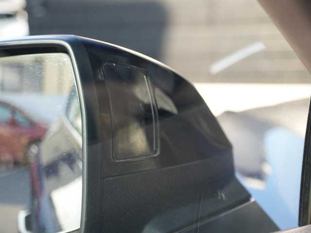 アウディ Ｑ５ Sライン コンペティション 静岡県 2020(令2)年 3.1万km 青Ｍ ２５０台限定モデル/ナバーラブルーメタリックLX5H/Sラインパッケージ（Sライン バンパー、スポーツサスペンション、エクステリアSライン ロゴ、ドアシルトリムSライン ロゴ、アルカンターラ／レザーSライン ロゴ、ヘッドライニングブラック、ステアリングホイールSライン エンブレム、ステンレススチールフットペダル、マルチカラーアンビエントライティング）/アシスタンスパッケージ（アウディプレセンス リア、アウディサイドアシスト、バーチャルコックピット）/マトリクスLEDヘッドライトパッケージ（マトリクスLEDヘッドライト、ダイナミックターンインジケーター、ヘッドライトウオッシャー）/プライバシーガラス/アコースティックガラス（フロントサイド）/シートヒーター（フロント、リア）/ブラックスタイリングパッケージ/アウディスポーツ アルミホイール（5アームローターデザイン／グロスブラック／8J×20）/255/45R20タイヤ/コントラストペイント（マンハッタングレーメタリック）/デコラティブパネル（ピアノブラック）/ステアリングホイール（3スポークレザー／マルチファンクション／フラットボトム）
