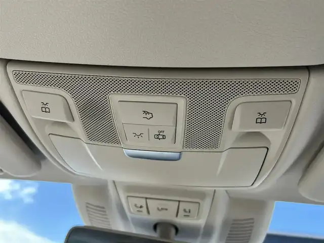 メルセデス・ベンツ Ｅ２００ カブリオレ スポーツ 福島県 2018(平30)年 4.7万km ダイヤモンドホワイト 純正HDDナビ/（FM/AM/BT/USB/フルセグ）/レザーパッケージ/マキアートベージュレザーシート/ナッパレザーシート/茶幌/Burmesterサラウンドサウンドシステム/360度カメラシステム/マルチビームLEDヘッドランプ/アダプティブハイビームアシストプラス/ヘッドアップディスプレイ/ETC2.0/アダプティブクルーズコントロール/電動オープン/AMGフロアマット/プッシュスタート/前席パワーシート/前席シートヒーター