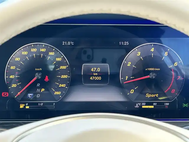 メルセデス・ベンツ Ｅ２００ カブリオレ スポーツ 福島県 2018(平30)年 4.7万km ダイヤモンドホワイト 純正HDDナビ/（FM/AM/BT/USB/フルセグ）/レザーパッケージ/マキアートベージュレザーシート/ナッパレザーシート/茶幌/Burmesterサラウンドサウンドシステム/360度カメラシステム/マルチビームLEDヘッドランプ/アダプティブハイビームアシストプラス/ヘッドアップディスプレイ/ETC2.0/アダプティブクルーズコントロール/電動オープン/AMGフロアマット/プッシュスタート/前席パワーシート/前席シートヒーター