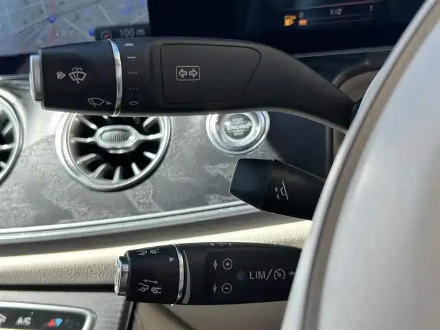 メルセデス・ベンツ Ｅ２００ カブリオレ スポーツ 福島県 2018(平30)年 4.7万km ダイヤモンドホワイト 純正HDDナビ/（FM/AM/BT/USB/フルセグ）/レザーパッケージ/マキアートベージュレザーシート/ナッパレザーシート/茶幌/Burmesterサラウンドサウンドシステム/360度カメラシステム/マルチビームLEDヘッドランプ/アダプティブハイビームアシストプラス/ヘッドアップディスプレイ/ETC2.0/アダプティブクルーズコントロール/電動オープン/AMGフロアマット/プッシュスタート/前席パワーシート/前席シートヒーター