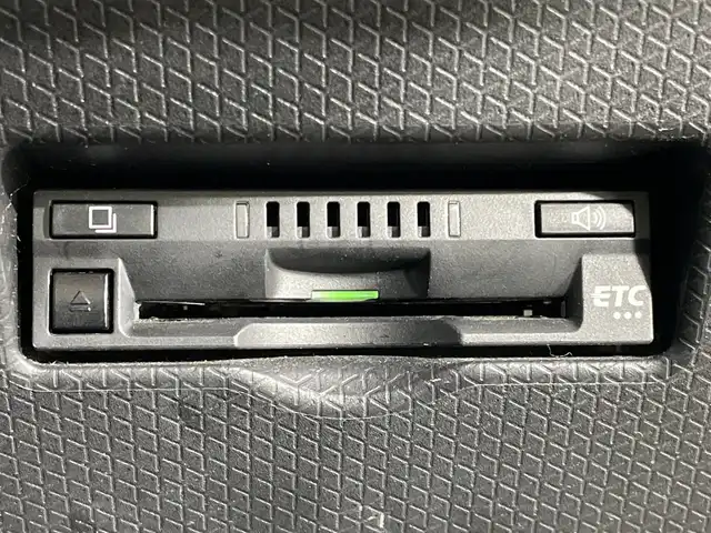 ダイハツ タント カスタム X セレクション 福岡県 2020(令2)年 4万km シャイニングホワイトパール 純正7インチメモリーナビゲーション/バックカメラ/フルセグテレビ/CD DVD BT/ETC/ベンチシート/ステアリングスイッチ/テレビキッド/両側パワースライドドア/フロアマット/ドアバイザー/スマートキー/プッシュスタートエンジン/シートヒーター（D/N)/ハーフレザーシート/ドライブレコーダー/LEDヘッドライト/純正14インチアルミホイール