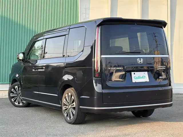 ホンダ ステップワゴン スパーダ eHEV プレミアムライン 福岡県 2022(令4)年 3.1万km 青 フルセグテレビ/全方位カメラ/純正後席モニター/純正ナビ（フルセグテレビ・DVD・CD・Bluetooth）/クルーズコントロール/純正ドラレコ前後/シートヒーター/両側パワースライドドア/ETC/ドアバイザー/プッシュスタート/スマートキー/パワーバックドア