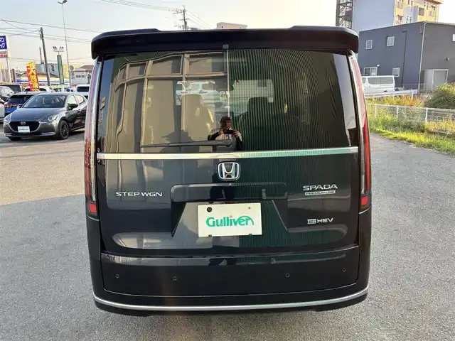 ホンダ ステップワゴン スパーダ eHEV プレミアムライン 福岡県 2022(令4)年 3.1万km 青 フルセグテレビ/全方位カメラ/純正後席モニター/純正ナビ（フルセグテレビ・DVD・CD・Bluetooth）/クルーズコントロール/純正ドラレコ前後/シートヒーター/両側パワースライドドア/ETC/ドアバイザー/プッシュスタート/スマートキー/パワーバックドア