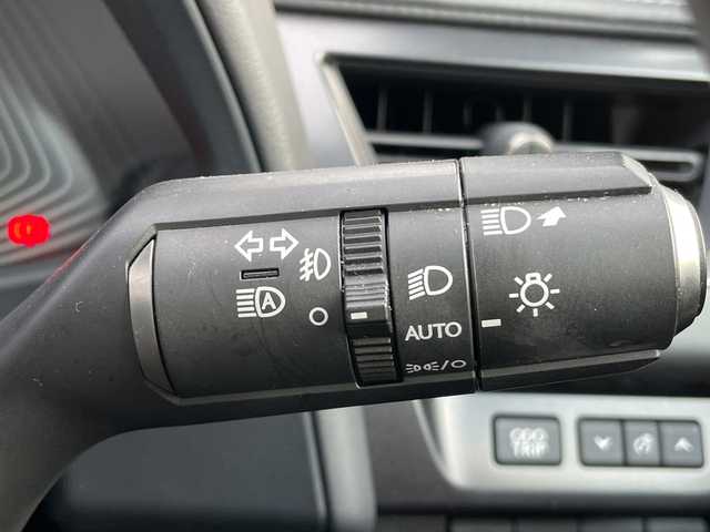 レクサス ＵＸ 300e バージョンC 石川県 2021(令3)年 4.2万km グラファイトブラックガラスフレーク 純正ナビ　フルセグＴＶ　バックカメラ　ＬＥＤヘッドライト　マークレビンソン　革シート　シートヒーター＆クーラー　レクサスセーフティ　レーダークルーズ　純正アルミ　ＥＴＣ２．０　ドラレコ　保証書