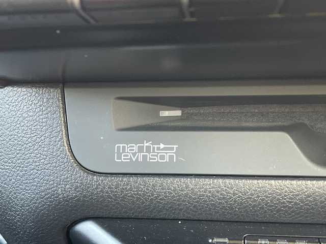 レクサス ＵＸ 300e バージョンC 石川県 2021(令3)年 4.2万km グラファイトブラックガラスフレーク 純正ナビ　フルセグＴＶ　バックカメラ　ＬＥＤヘッドライト　マークレビンソン　革シート　シートヒーター＆クーラー　レクサスセーフティ　レーダークルーズ　純正アルミ　ＥＴＣ２．０　ドラレコ　保証書