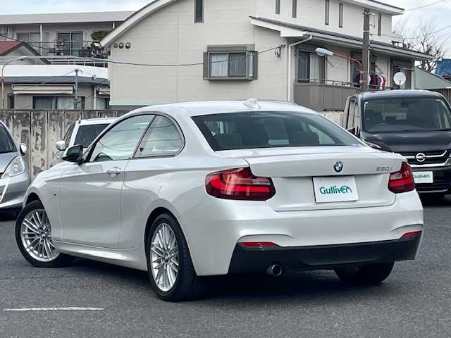 ＢＭＷ ２２０ｉ