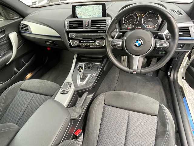 ＢＭＷ ２２０ｉ