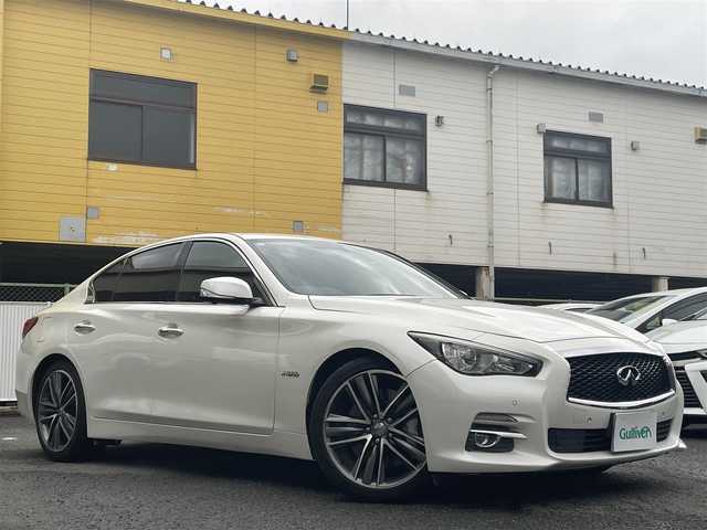 日産 スカイライン ハイブリッド 350GT タイプSP 60thLTD 和歌山県 2017(平29)年 3.3万km ブリリアントホワイトパール 純正ナビ/（AM/FM/CD/DVD/USB/AUX/Bluetooth/TV）/アラウンドビュー＆リアモニター/クリアランスソナー/サイドカメラ/クルーズコントロール（追従有）/D/Nシートヒーター/D/Nパワーシート/パドルシフト/前後ドライブレコーダー/オートライト/プッシュスタート/オートライト/純正ホイール/保証書