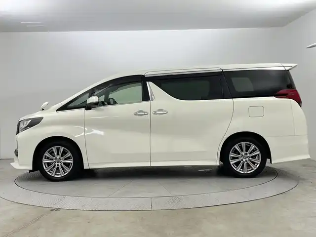 トヨタ アルファード S Aパッケージ タイプブラック 新潟県 2017(平29)年 1.6万km ラグジュアリーホワイトパールクリスタルシャインガラスフレーク 純正ナビ/　　フルセグ/CD/DVD/BT/バックカメラ/両側パワースライドドア/パワーバックドア/レーダークルーズコントロール/LEDオートライト/ハーフレザーシート/純正18インチアルミホイール/ステアリングスイッチ/オートブレーキホールド/スマートキー/ETC