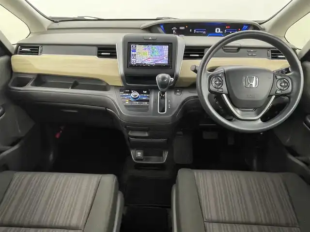 ホンダ フリード G ホンダセンシング 福岡県 2018(平30)年 6.5万km プレミアムスパークルブラックパール 社外ナビ（フルセグＴＶ）　/バックカメラ　/ビルトインＥＴＣ　/前方ドラレコ　/アダプティブクルコン　/ホンダセンシング　/衝突被害軽減ブレーキ　/レーンキープ　/先行車発進お知らせ　/標識認識機能　/両側電動スライドドア　/ＬＥＤヘッドライト