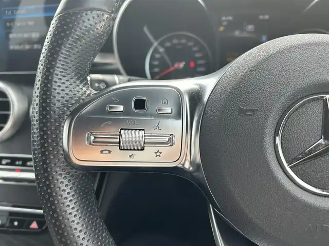メルセデス・ベンツ ＧＬＣ２２０ d 4マチック AMGライン 宮崎県 2020(令2)年 4.7万km ブリリアントブルーM 純正メモリナビ/・AM/・FM/・Bluetooth/・フルセグTV/・USB/・AppleCarPlay/・AndroidAuto/ブラインドスポットモニター/全方位カメラ/・バック/・フロント/・サイド/パノラミックスライディングルーフ/アクティブクルーズコントロール/・レーンキープ/ETC2.0/前後ドライブレコーダー/パワーバックドア/革巻きステアリング/ステアリングリモコン/パドルシフト/ブラック調コンビシート/・DN席パワーシート/・DN席シートヒーター/マルチビームLEDヘッドライト/・オートライト/・オートマチックハイビーム/アイドリングストップ