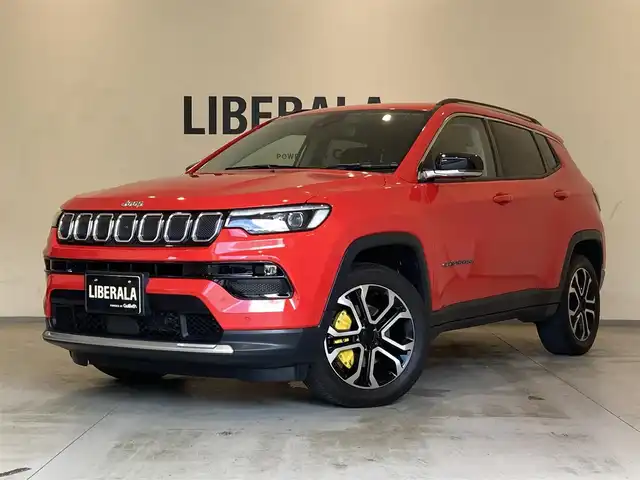 クライスラー・ジープ ジープ コンパス 熊本県 2022(令4)年 2.9万km 赤 パノラマスライディングサンルーフ/ブラックフルレザーシート/シートヒーター/パワーシート/ハンドルヒーター/純正HDDナビ/USB/Bluetooth/アンドロイドオート/フルセグTV/ハンズフリーパワーバックドア/アダプティブクルーズコントロール/オートマチックハイビーム/レーンキープアシスト/衝突被害軽減ブレーキ/ドライバーアテンションアラート/ブラインドスポットモニター/ETC2.0/LEDヘッドライト/LEDフォグライト/【リミテッド コロラドレッド】
