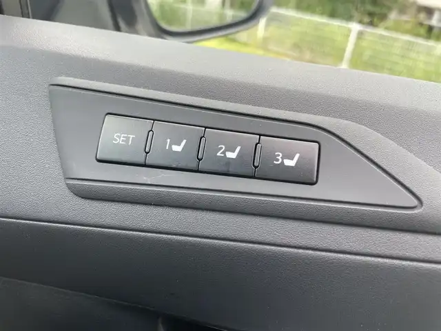 トヨタ アルファード S Cパッケージ 福岡県 2022(令4)年 1.6万km ホワイトパールクリスタルシャイン ワンオーナー/フリップダウンモニター/ツインムーンルーフ/モデリスタエアロ（F/S/R)/純正ナビ（BT/フルセグ/AM/FM/DISC/USB)/Bカメラ/パワーバックドア/オットマン/両側パワースライドドア/レーダークルーズコントロール/LEDヘッドライト/オートライト/オートマチックハイビーム/シーケンシャルターンランプ/レザーシート/シートメモリー/DN席パワーシート/DN席エアシート/DN席シートヒーター/ステアリングヒーター/チルトステアリング/純正20インチAW/ローダウン/BSM/クリアランスソナー/横滑り防止装置/レーンキープアシスト/盗難防止装置/衝突被害軽減ブレーキ/アイドリングストップ/ドライブレコーダー/デジタルインナーミラー/NANOE/スマートキー/ETC/保証書/取扱説明書