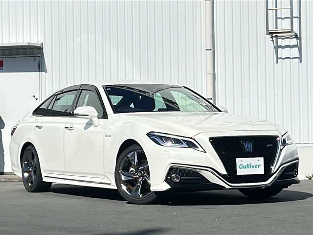 トヨタ クラウン ハイブリッド RS アドバンス 三重県 2018(平30)年 4.4万km ホワイトパールクリスタルシャイン 禁煙/純正ナビ/バックカメラ/BSM/本革シート/デジタルインナーミラー/ETC/スペアキー/前後クリアランスソナー/前方ドラレコ/ステアヒーター/シートヒーター/エアシート/パワーシート/USB給電/レーダークルーズコントロール/三眼LEDヘッドライト/電動格納ミラー