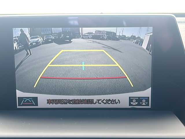 トヨタ クラウン ハイブリッド RS アドバンス 三重県 2018(平30)年 4.4万km ホワイトパールクリスタルシャイン 禁煙/純正ナビ/バックカメラ/BSM/本革シート/デジタルインナーミラー/ETC/スペアキー/前後クリアランスソナー/前方ドラレコ/ステアヒーター/シートヒーター/エアシート/パワーシート/USB給電/レーダークルーズコントロール/三眼LEDヘッドライト/電動格納ミラー