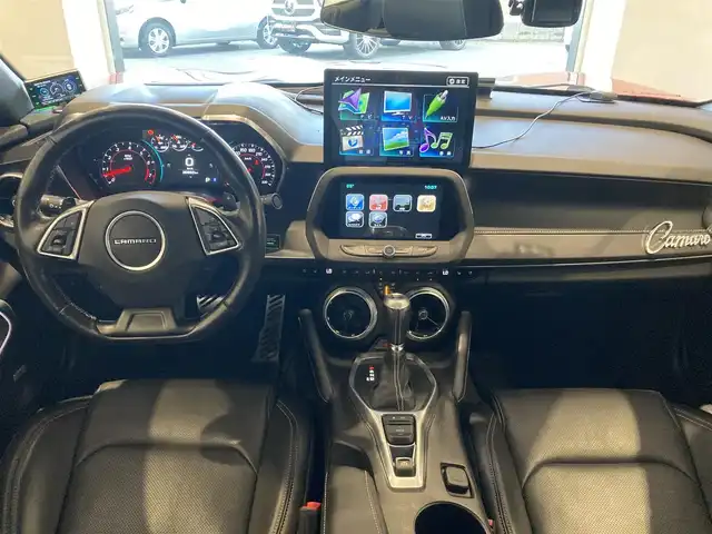 シボレー カマロ SS 熊本県 2018(平30)年 3.7万km 赤 サンルーフ/フロントスポーツバケットレザーシート/シートヒーター/シートクーラー/前席パワーシート/BOSEプレミアムサラウンドシステム/Brembo製ブレーキシステム/Rohana20インチアルミホイール/社外エアロパーツ/ダウンサス/BLITZ製GPSレーダー探知機/コンチネンタル・ExtremeContact DWS06プラス/アンビエントライト/社外ナビ/純正ディスプレイオーディオ/AppleCarPlay/androidauto/USB/Bluetooth/バックカメラ/コーナーセンサー/ヘッドアップディスプレイ/ドライブレコーダー/置くだけ充電/クルーズコントロール/ブラインドスポットモニター/パワートランク/ETC2.0/【カマロ SS レッドホット（WA687F）】