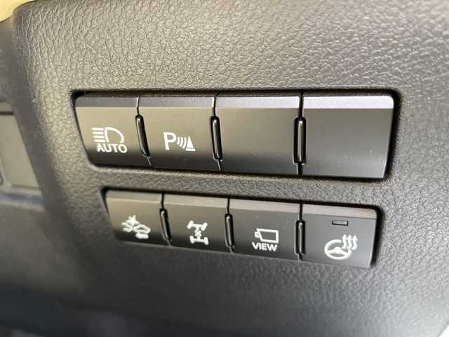 レクサス ＮＸ 200t Iパッケージ 石川県 2015(平27)年 8万km パール ４ＷＤ　純正ナビ　フルセグＴＶ　バックカメラ　革シート　シートヒーター　ハンドルヒーター　レーダーブレーキ　クルーズコントロール　ドラレコ　ＥＴＣ　純正アルミホイール　スマートキー　コーナーセンサー