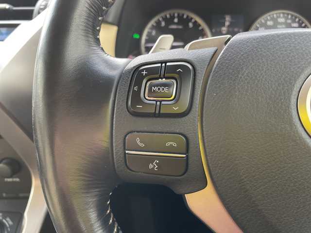 レクサス ＮＸ 200t Iパッケージ 石川県 2015(平27)年 8万km パール ４ＷＤ　純正ナビ　フルセグＴＶ　バックカメラ　革シート　シートヒーター　ハンドルヒーター　レーダーブレーキ　クルーズコントロール　ドラレコ　ＥＴＣ　純正アルミホイール　スマートキー　コーナーセンサー