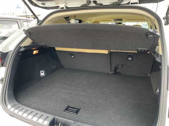 レクサス ＮＸ 200t Iパッケージ 石川県 2015(平27)年 8万km パール ４ＷＤ　純正ナビ　フルセグＴＶ　バックカメラ　革シート　シートヒーター　ハンドルヒーター　レーダーブレーキ　クルーズコントロール　ドラレコ　ＥＴＣ　純正アルミホイール　スマートキー　コーナーセンサー