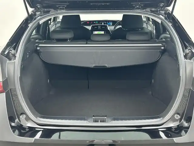 トヨタ プリウス SセーフティプラスⅡ 岡山県 2021(令3)年 6.4万km アティチュードブラックマイカ 純正SDメモリナビゲーション/(CD/DVD/SD/BT/HDMI/フルセグ)/バックモニター/ビルトインETC/社外ドライブレコーダー前後/ステアリングスイッチ/衝突軽減ブレーキ/レーダークルーズコントロール/レーンキープアシスト/オートハイビームアシスト/LEDオートヘッドライト/ブラインドスポットモニター/純正15インチAW/スマートキー