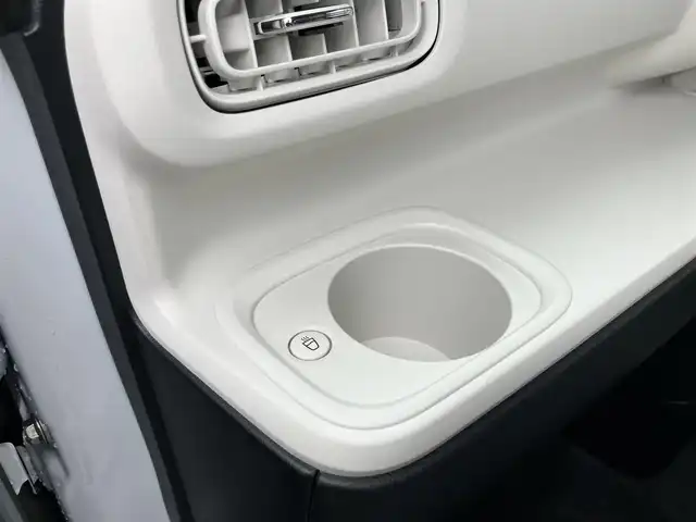 ダイハツ ムーヴ キャンバス ストライプス G 山口県 2025(令7)年 0.1千km シャイニングホワイトパール/スムーズグレーマイカメタリック 純正LEDヘッドライト/純正LEDフォグ/両側パワースライド/スマートキー/エンジンプッシュスタート/オートライト/フロントシートヒーター/スペアキー（1個）あり