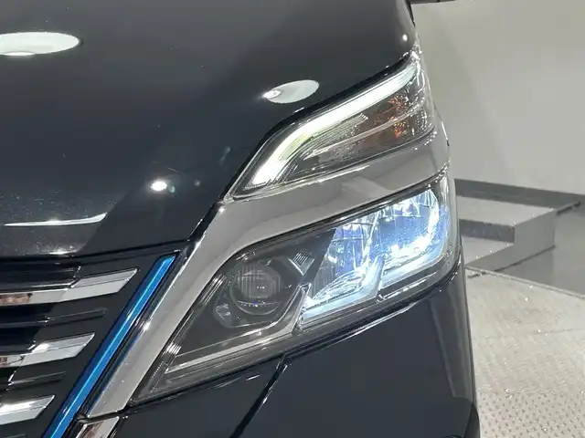 日産 セレナ e－パワー ハイウェイスター V 愛知県 2021(令3)年 5.9万km ダイヤモンドブラック 純正１０インチナビ/プロパイロット/アラウンドビューモニター/両側パワースライドドア/衝突軽減ブレーキ/車線逸脱警報/ブラインドスポットモニター/クリアランスソナー/車線逸脱警報/電動パーキングブレーキ/インテリジェントルームミラー/ドライブレコーダー/ビルトインＥＴＣ/アクセサリーソケット/純正15インチアルミホイール