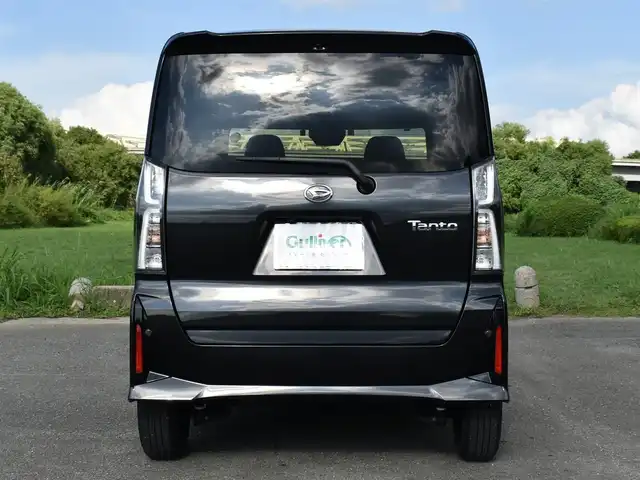 ダイハツ タント カスタム X 福岡県 2023(令5)年 0.8万km ブラックマイカメタリック 　タント　カスタムX　/純正ディスプレイオーディオ/　　フルセグTV/B・T　　/バックカメラ/両側パワースライドドア/前席シートヒーター/クリアランスソナー/LEDヘッドライト/純正14インチアルミホイール/ETC/保証書あり/取扱説明書あり/スペアキーあり