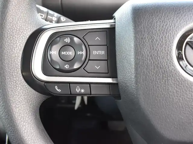 ダイハツ タント カスタム X 福岡県 2023(令5)年 0.8万km ブラックマイカメタリック 　タント　カスタムX　/純正ディスプレイオーディオ/　　フルセグTV/B・T　　/バックカメラ/両側パワースライドドア/前席シートヒーター/クリアランスソナー/LEDヘッドライト/純正14インチアルミホイール/ETC/保証書あり/取扱説明書あり/スペアキーあり