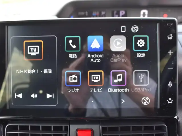 ダイハツ タント カスタム X 福岡県 2023(令5)年 0.8万km ブラックマイカメタリック 　タント　カスタムX　/純正ディスプレイオーディオ/　　フルセグTV/B・T　　/バックカメラ/両側パワースライドドア/前席シートヒーター/クリアランスソナー/LEDヘッドライト/純正14インチアルミホイール/ETC/保証書あり/取扱説明書あり/スペアキーあり