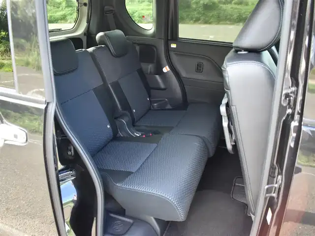 ダイハツ タント カスタム X 福岡県 2023(令5)年 0.8万km ブラックマイカメタリック 　タント　カスタムX　/純正ディスプレイオーディオ/　　フルセグTV/B・T　　/バックカメラ/両側パワースライドドア/前席シートヒーター/クリアランスソナー/LEDヘッドライト/純正14インチアルミホイール/ETC/保証書あり/取扱説明書あり/スペアキーあり