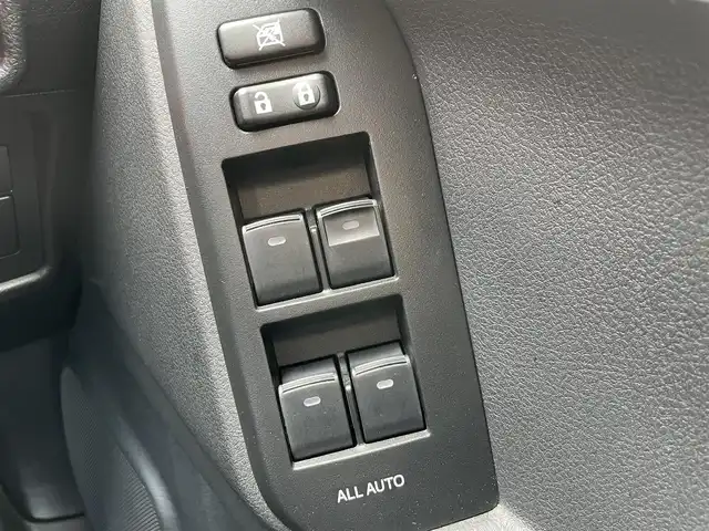 トヨタ ランドクルーザー プラド TX Lパッケージ ブラックED 福岡県 2021(令3)年 4.8万km ブラック 4WD/サンルーフ/純正9型ナビ/（BT/フルセグ/AM/FM/SD/SDREC/DISC)/Bカメラ/左Sカメラ/レーダークルーズコントロール/LEDヘッドライト/オートライト/オートマチックハイビーム/レザーシート/DN席パワーシート/DN席エアシート/DN席シートヒーター/ステアリングスイッチ/純正18インチAW/ルーフレール/横滑り防止装置/コーナーセンサー/レーンキープアシスト/盗難防止装置/衝突被害軽減ブレーキ/ドライブレコーダー/スマートキー/ビルトインETC/保証書/取扱説明書