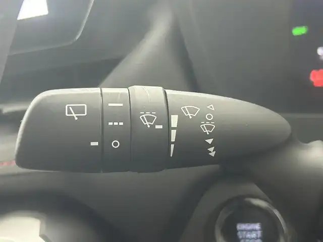トヨタ ＲＡＶ４ アドベンチャー オフロードPKGⅡ 埼玉県 2023(令5)年 3万km グレーメタリック 純正10.5型DA  BSM 液晶ミラー Bカメラ　パワーバックドア　ハーフレザー　ETC2.0　セーフティセンス　フルセグ　純正17AW　LEDヘッドライト　ルーフレール　F席快適温熱シート　　純正フロアマット　ハンドルヒーター