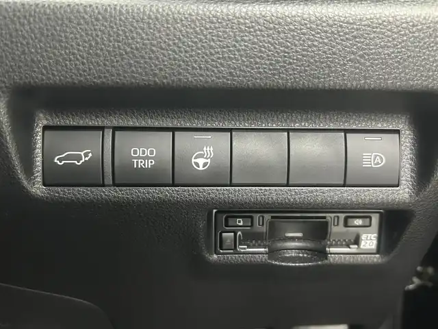 トヨタ ＲＡＶ４ アドベンチャー オフロードPKGⅡ 埼玉県 2023(令5)年 3万km グレーメタリック 純正10.5型DA  BSM 液晶ミラー Bカメラ　パワーバックドア　ハーフレザー　ETC2.0　セーフティセンス　フルセグ　純正17AW　LEDヘッドライト　ルーフレール　F席快適温熱シート　　純正フロアマット　ハンドルヒーター