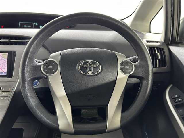 トヨタ プリウス S 茨城県 2014(平26)年 7.2万km ホワイトパールクリスタルシャイン (株)IDOMが運営する【じしゃロン水戸店】の自社ローン専用車両になりますこちらは現金またはオートローンご利用時の価格です。自社ローンご希望の方は別途その旨お申付け下さい/プッシュスタート/スマートキー×２/メモリーナビ/ワンセグTV/バックカメラ/ステアリングスイッチ/ビルトインETC/コーナーポール/電動格納ミラー/フロアマット/HIDヘッドライト