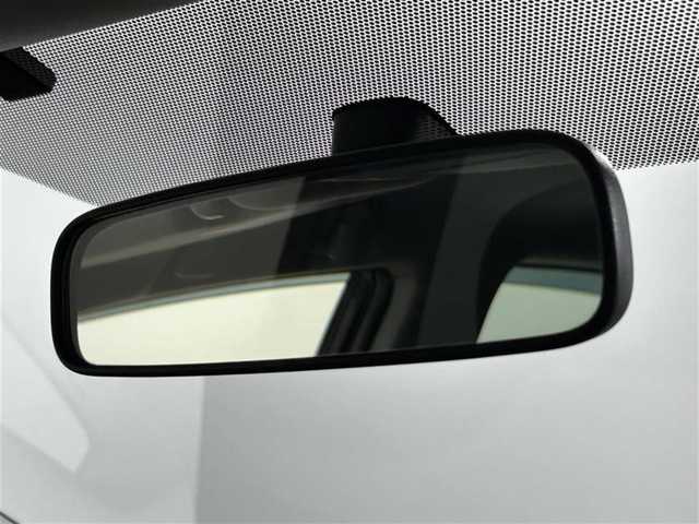 トヨタ プリウス S 茨城県 2014(平26)年 7.2万km ホワイトパールクリスタルシャイン (株)IDOMが運営する【じしゃロン水戸店】の自社ローン専用車両になりますこちらは現金またはオートローンご利用時の価格です。自社ローンご希望の方は別途その旨お申付け下さい/プッシュスタート/スマートキー×２/メモリーナビ/ワンセグTV/バックカメラ/ステアリングスイッチ/ビルトインETC/コーナーポール/電動格納ミラー/フロアマット/HIDヘッドライト