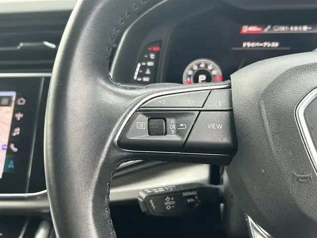 アウディ Ｑ８ 55TFSIクワトロ デビューPKG ラグジュアリ 長野県 2019(令1)年 7.5万km 白 ・純正ナビ　/・パノラマビューモニター　/・パノラマサンルーフ/・シートヒーター／シートクーラー　/・レザーシート/・アダプティブクルーズコントロール/・スマートキー/・電動リアゲート/・純正２０インチアルミホイール/・純正フロアマット/・ダウンヒルアシストコントロール