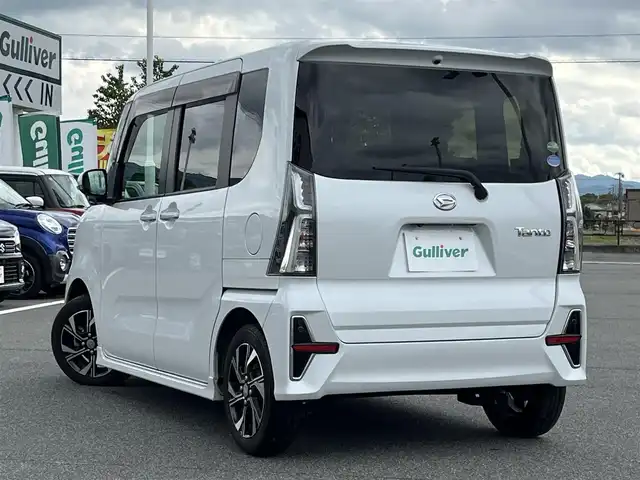 ダイハツ タント カスタム X セレクション 奈良県 2020(令2)年 5.7万km シャイニングホワイトパール 純正ナビ（NMZK-W70D)/（フルセグ／ＢＴ／ＣＤ／ＤＶＤ）/バックカメラ/衝突軽減システム/前後コーナーセンサー/レーンキープシステム/両側パワースライドドア/ハーフレザーシート/前席シートヒーター/後席サンシェード/前方ドライブレコーダー/ＥＴＣ/純正14インチＡＷ