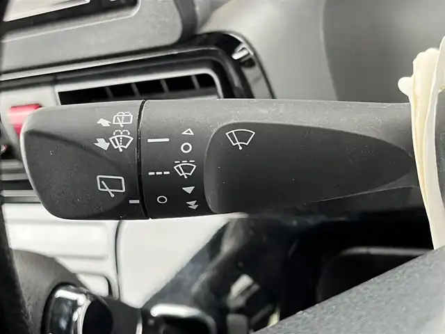 ダイハツ タント カスタム X セレクション 奈良県 2020(令2)年 5.7万km シャイニングホワイトパール 純正ナビ（NMZK-W70D)/（フルセグ／ＢＴ／ＣＤ／ＤＶＤ）/バックカメラ/衝突軽減システム/前後コーナーセンサー/レーンキープシステム/両側パワースライドドア/ハーフレザーシート/前席シートヒーター/後席サンシェード/前方ドライブレコーダー/ＥＴＣ/純正14インチＡＷ